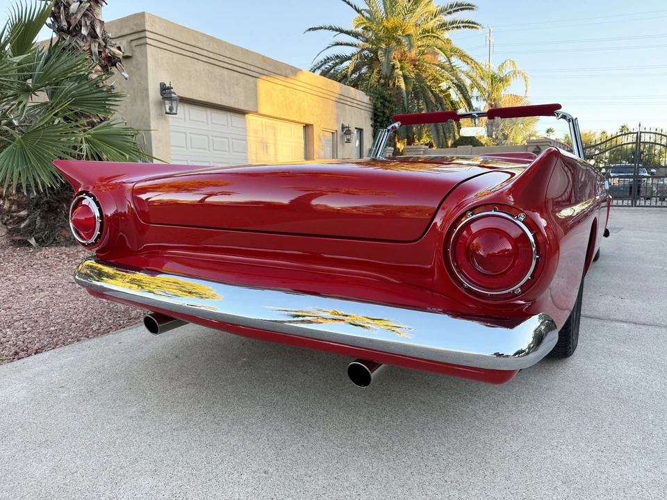 1957 Ford Thunderbird 1st Gen - Image 21 of 31