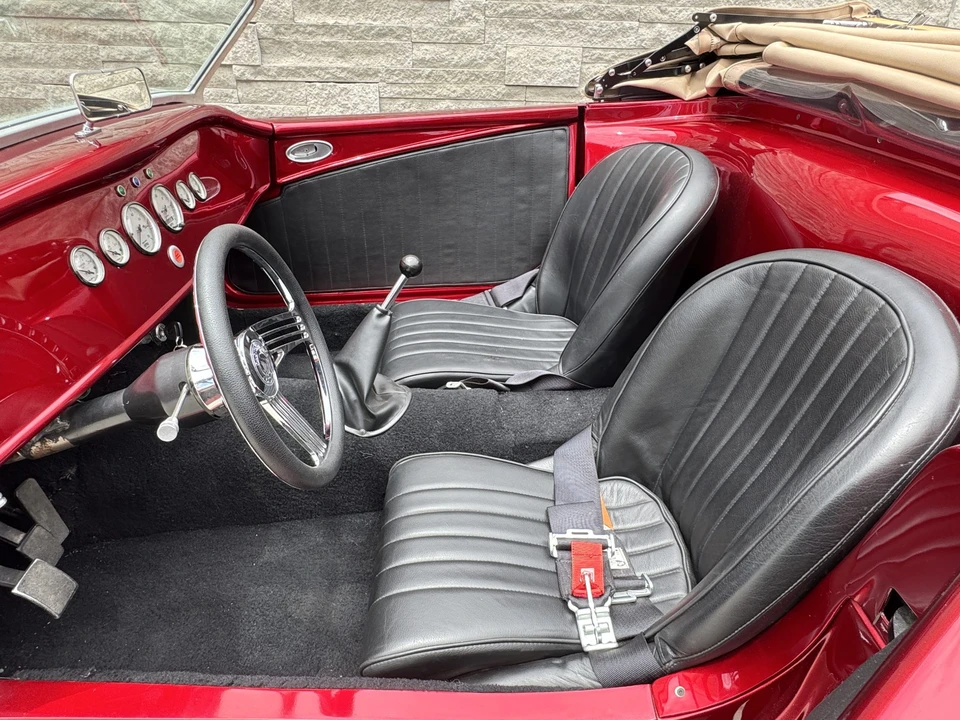 Factory Five Roadster - Image 21 of 31