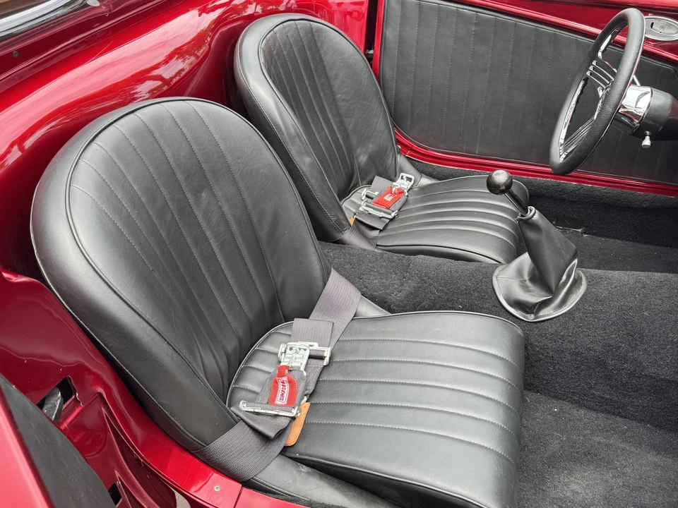 Factory Five Roadster - Image 22 of 31