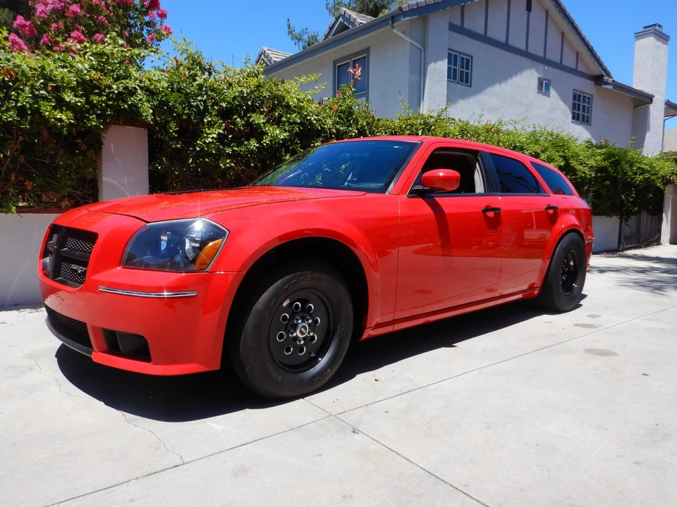 2007 Dodge Magnum SRT8 2nd Gen - Image 2 of 31