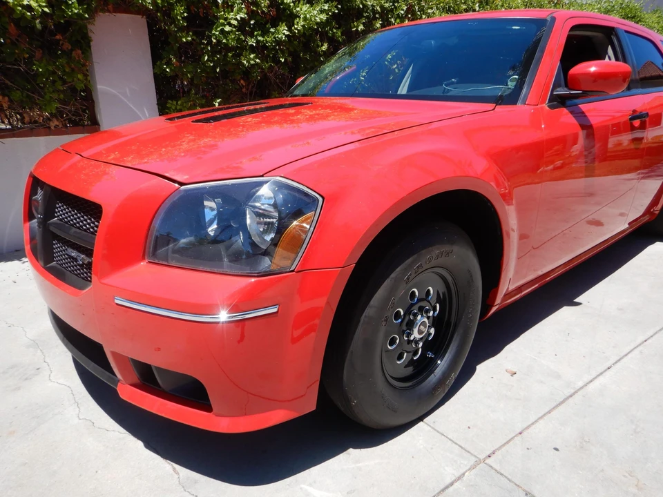 2007 Dodge Magnum SRT8 2nd Gen - Image 13 of 31