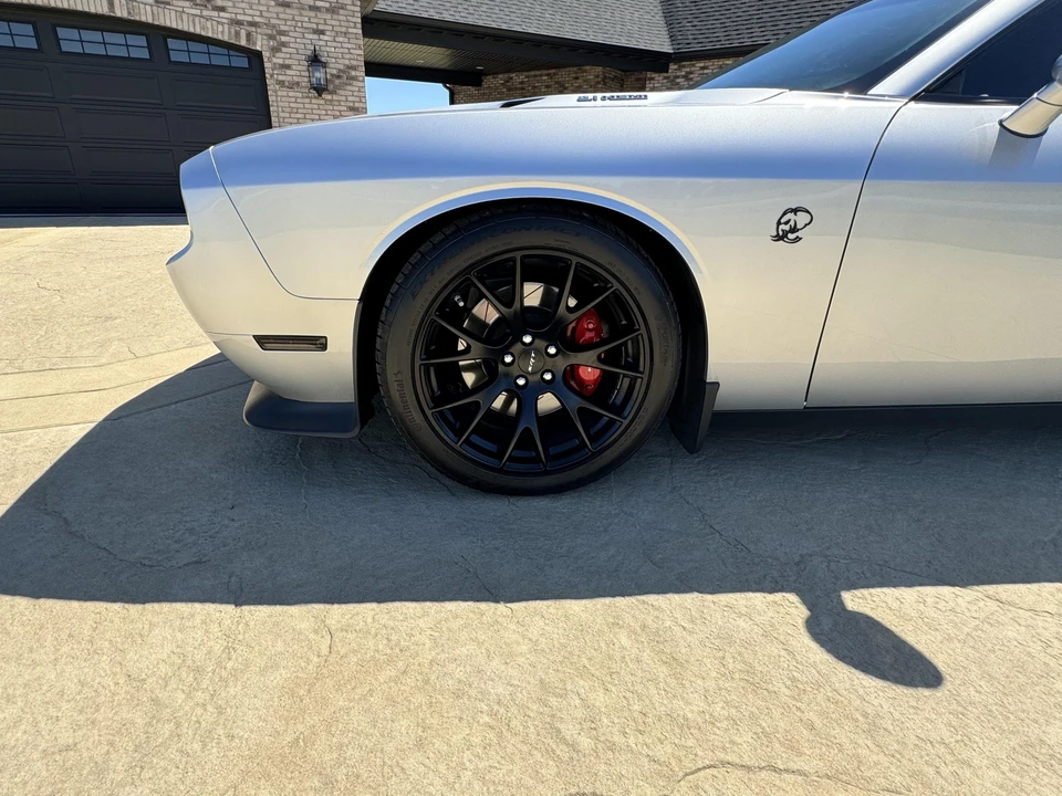 2008 Dodge Challenger SRT8 & 392 3rd Gen - Image 28 of 31