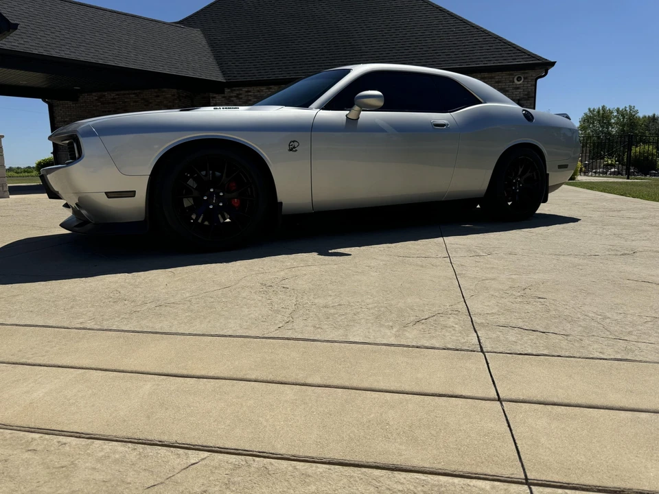 2008 Dodge Challenger SRT8 & 392 3rd Gen - Image 24 of 31