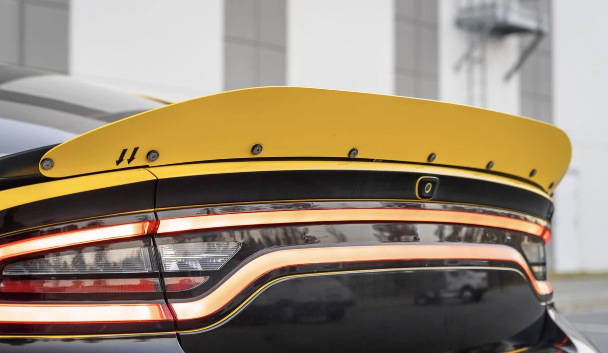 2017 Dodge Charger SRT & 392 7th Gen - Image 24 of 31