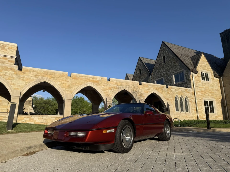 1986 Chevrolet Corvette C4 - Image 6 of 31