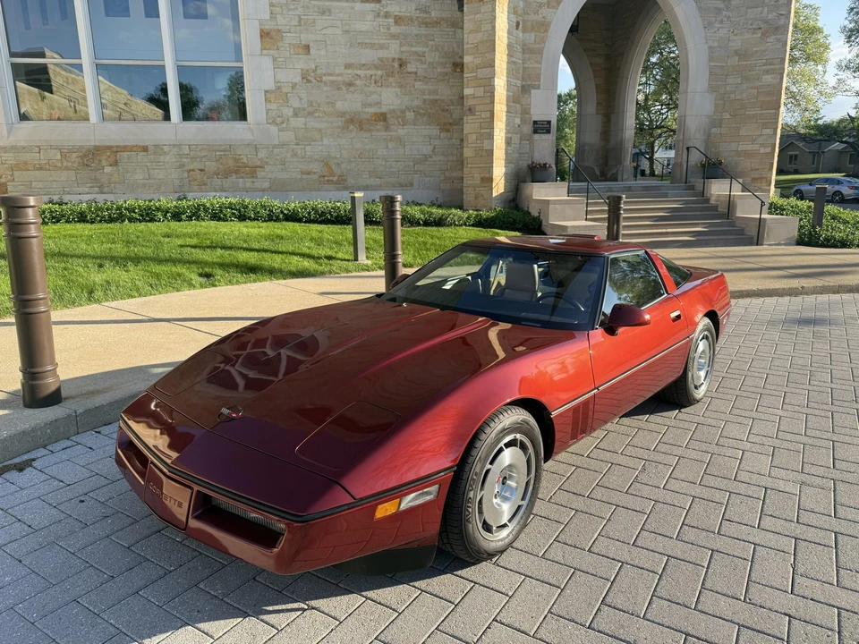 1986 Chevrolet Corvette C4 - Image 3 of 31