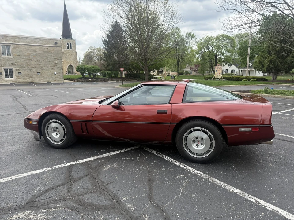 1986 Chevrolet Corvette C4 - Image 24 of 31