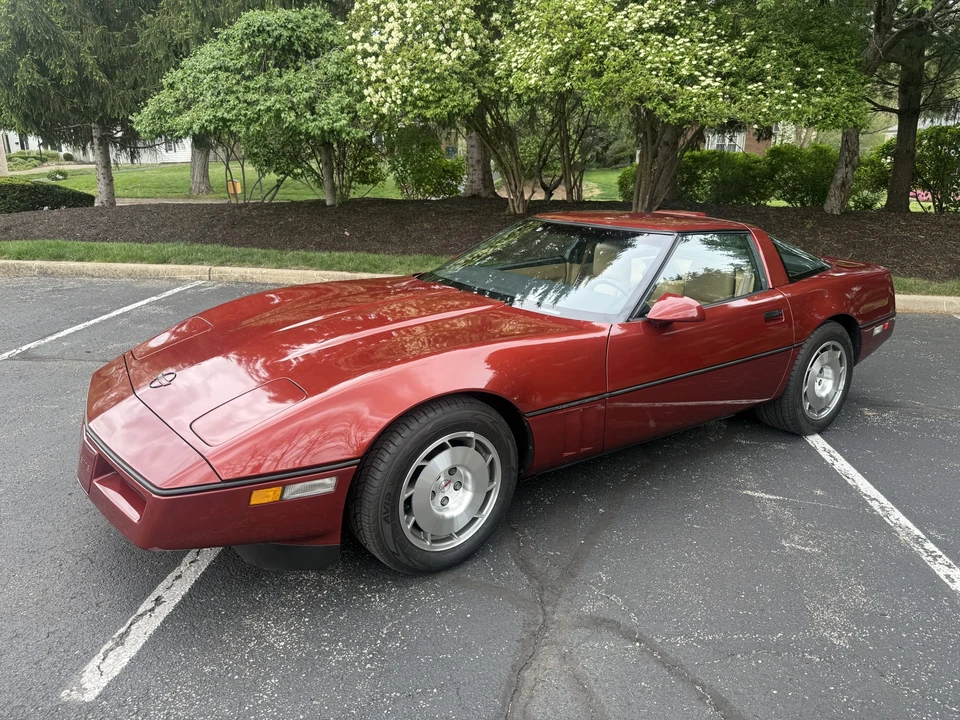 1986 Chevrolet Corvette C4 - Image 28 of 31
