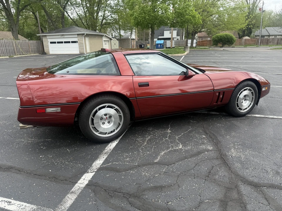 1986 Chevrolet Corvette C4 - Image 18 of 31