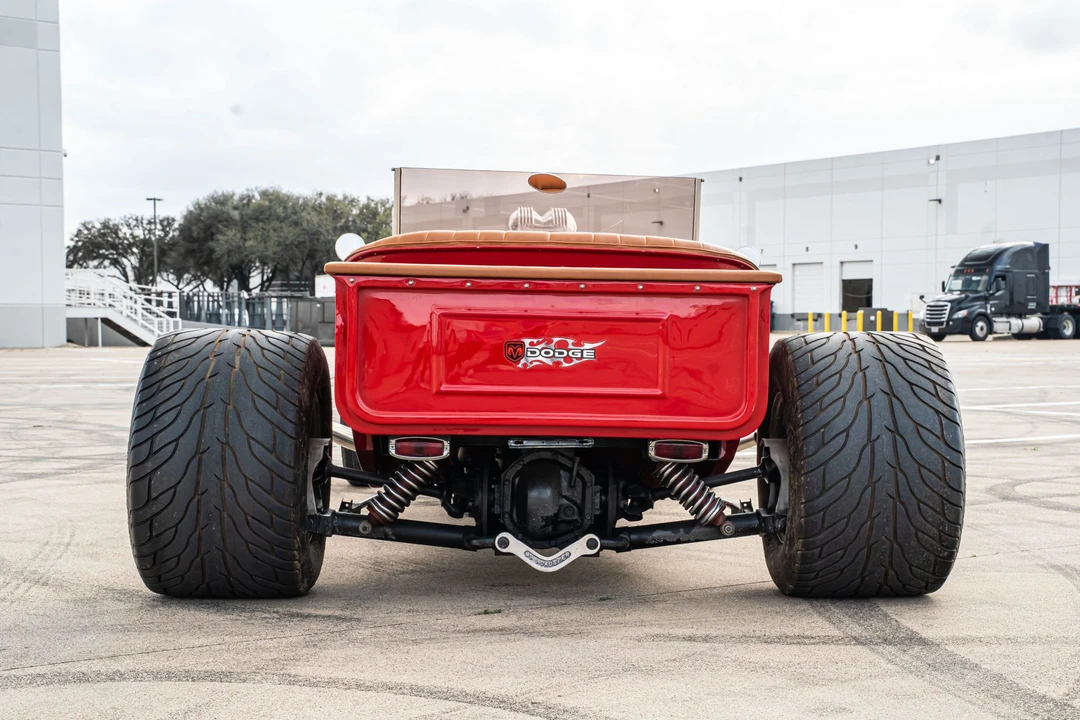 Ford Hot Rod - Image 9 of 31