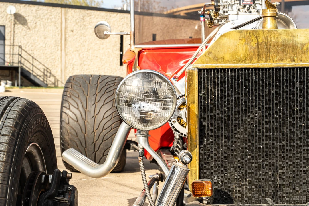 Ford Hot Rod - Image 19 of 31