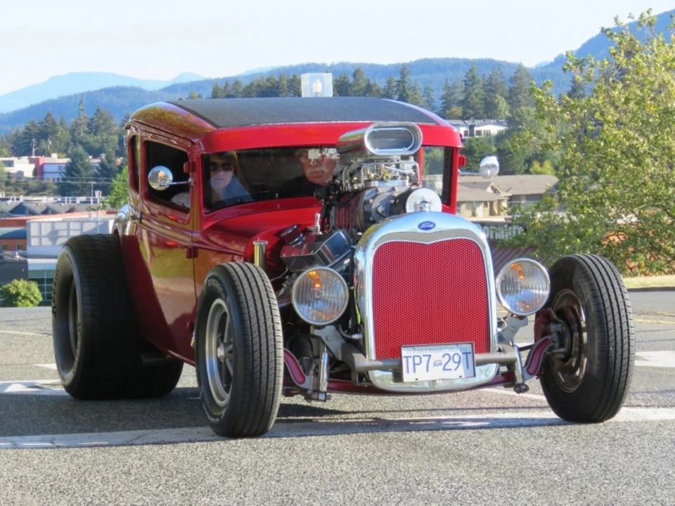 Ford Model A - Image 2 of 31