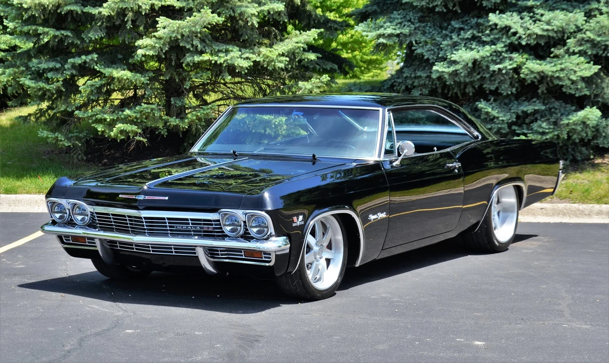 1965 Chevrolet Impala SS 4th Gen - Image 3 of 31