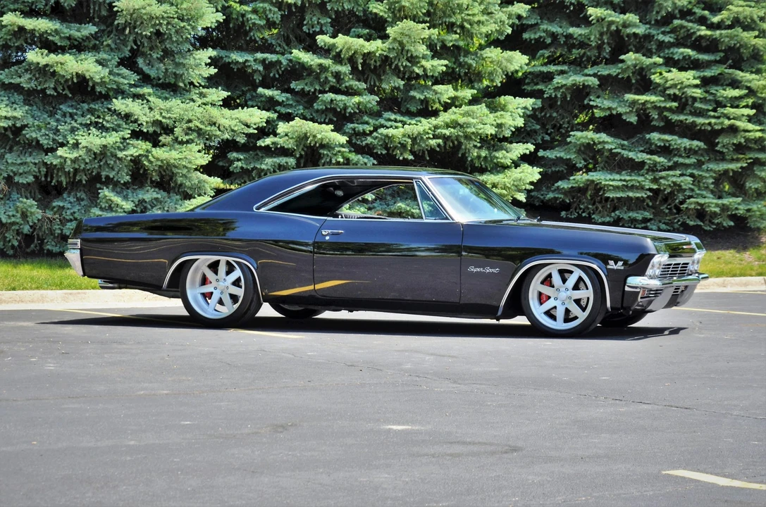 1965 Chevrolet Impala SS 4th Gen - Image 20 of 31