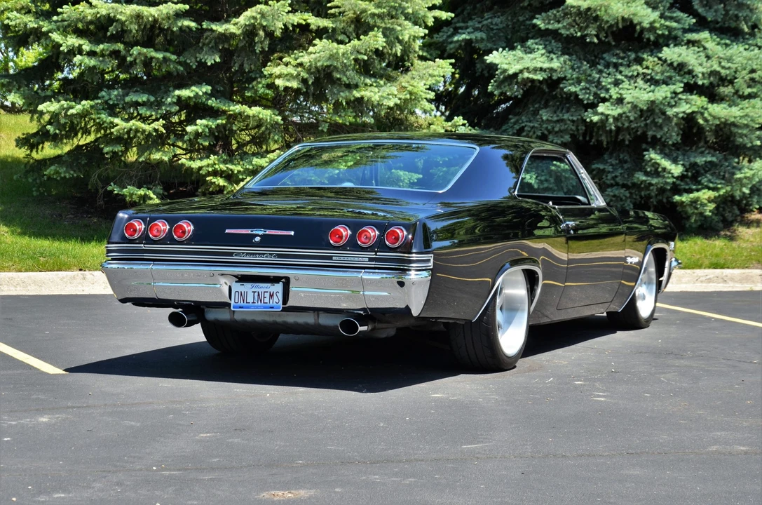 1965 Chevrolet Impala SS 4th Gen - Image 28 of 31