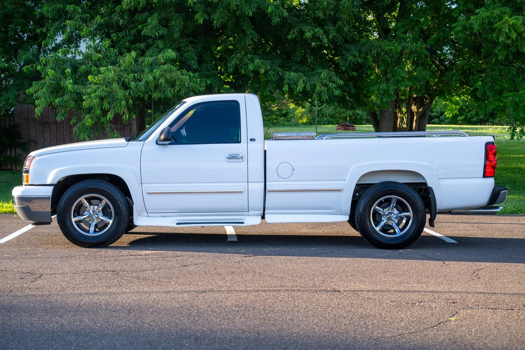 2005 Chevrolet Silverado 1st Gen - Image 4 of 31