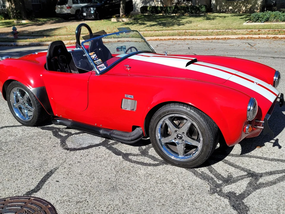 Shelby Cobra Replica - Image 10 of 31