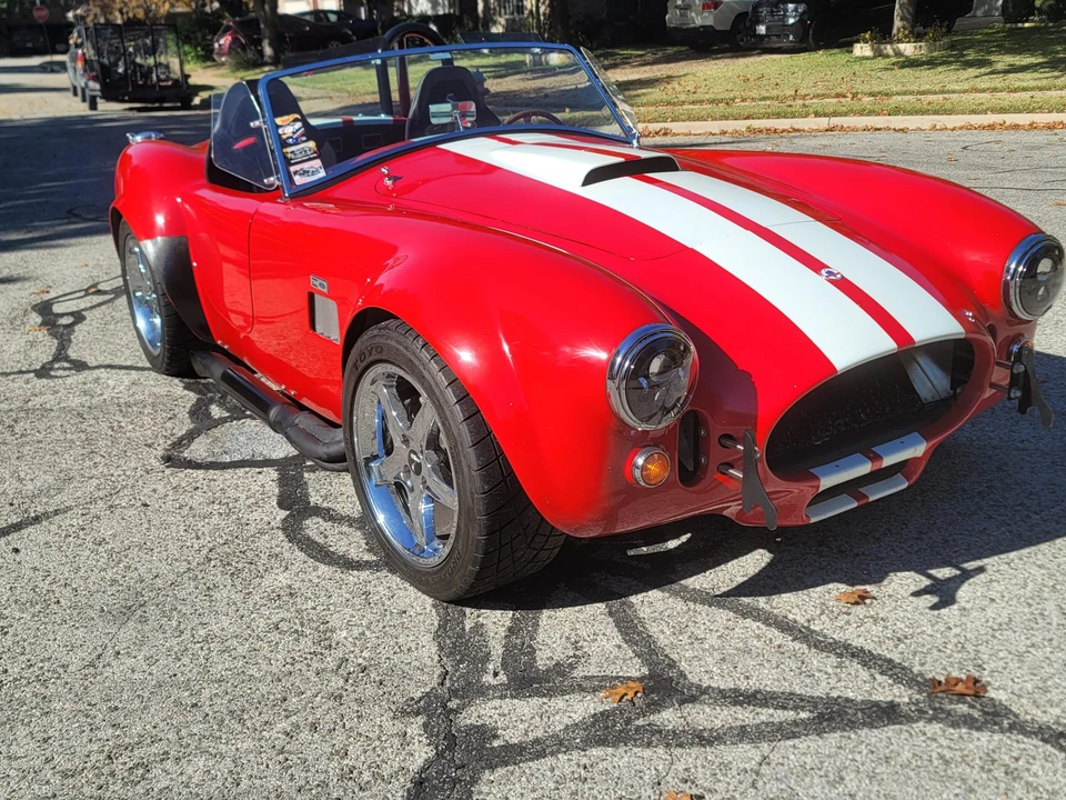 Shelby Cobra Replica - Image 9 of 31