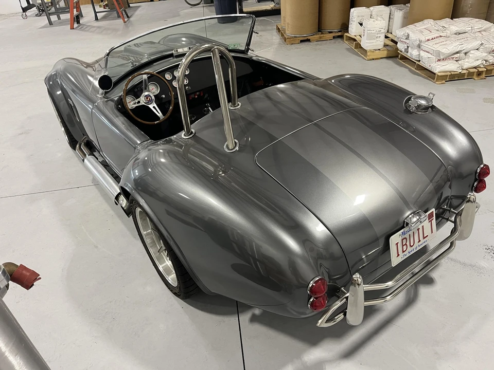 Shelby Cobra Replica - Image 9 of 31