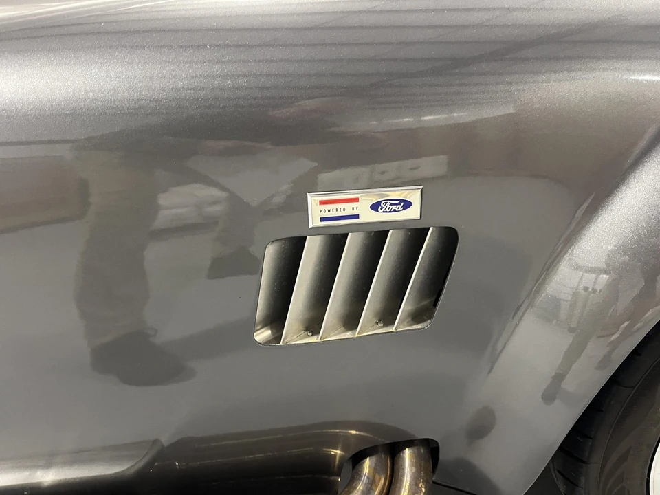 Shelby Cobra Replica - Image 12 of 31