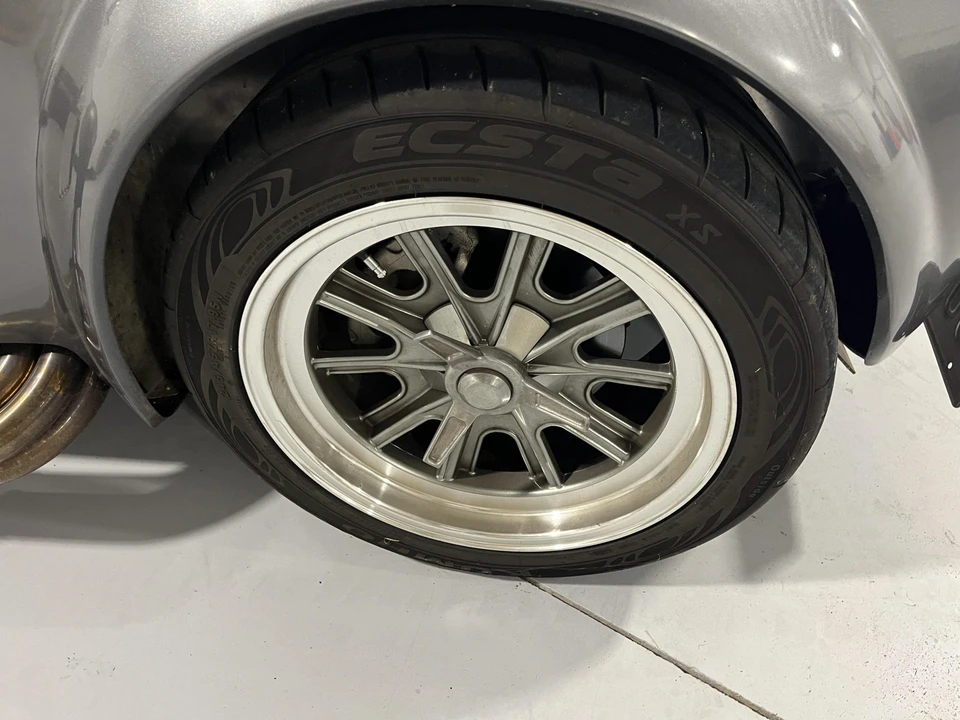 Shelby Cobra Replica - Image 26 of 31