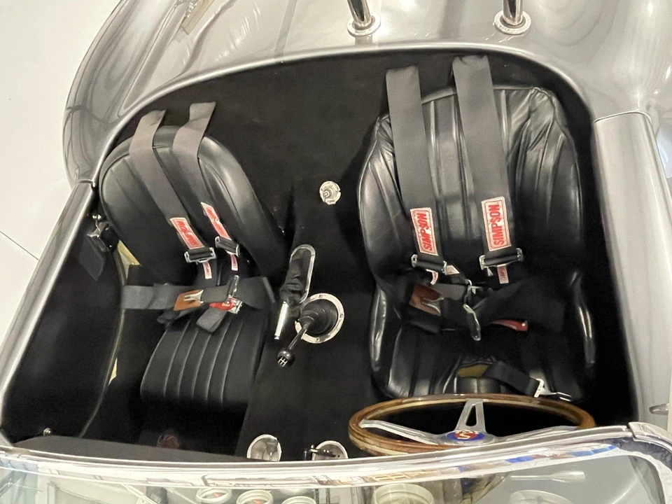 Shelby Cobra Replica - Image 30 of 31