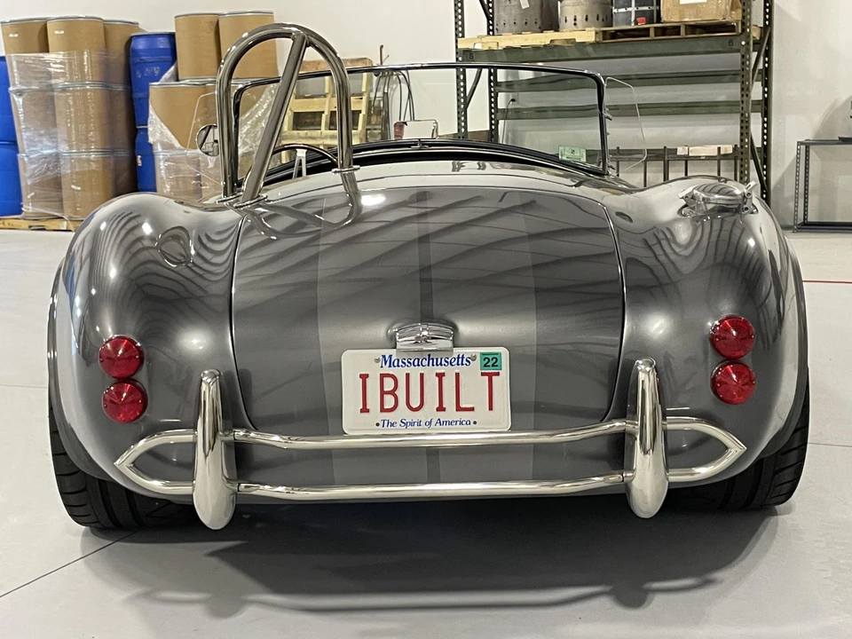 Shelby Cobra Replica - Image 8 of 31