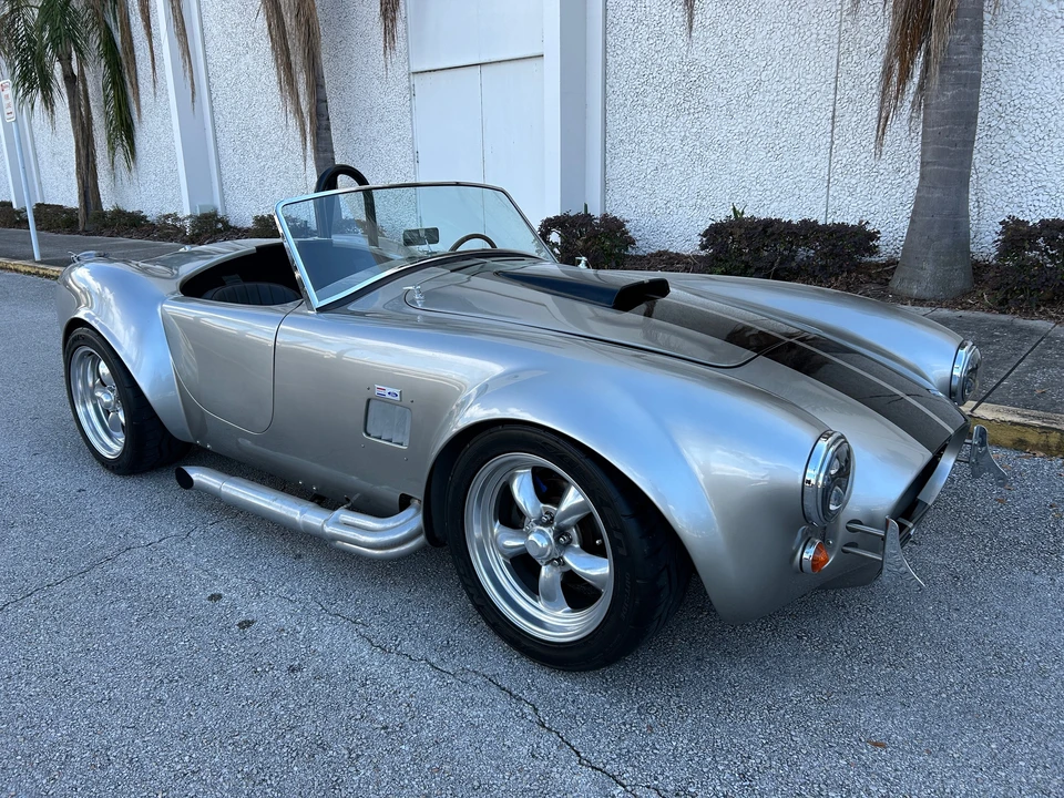 Shelby Cobra Replica - Image 5 of 31
