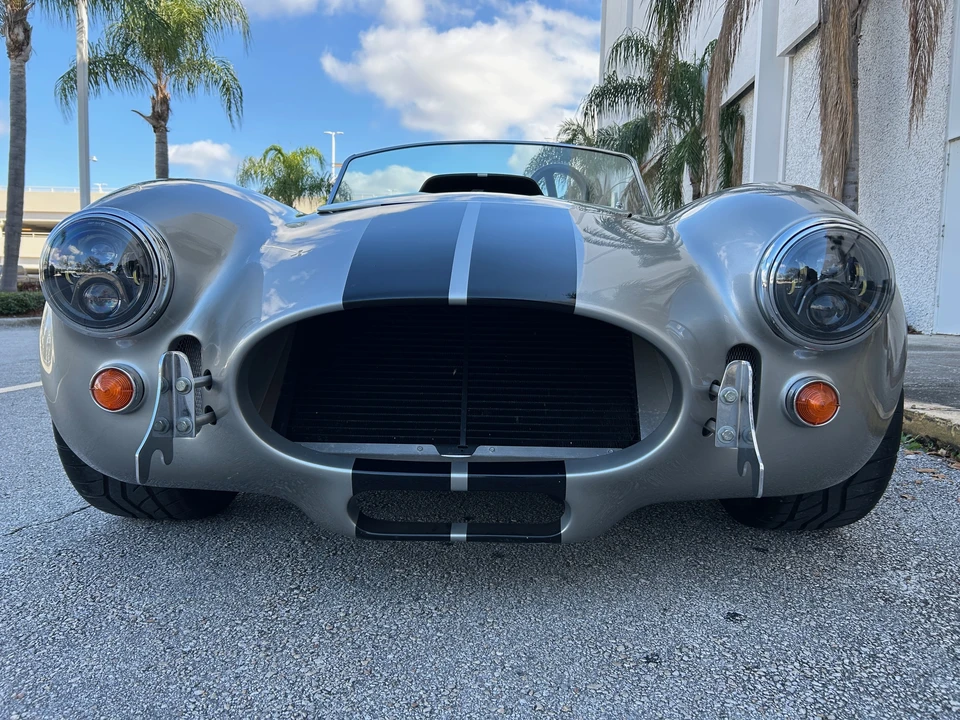 Shelby Cobra Replica - Image 4 of 31