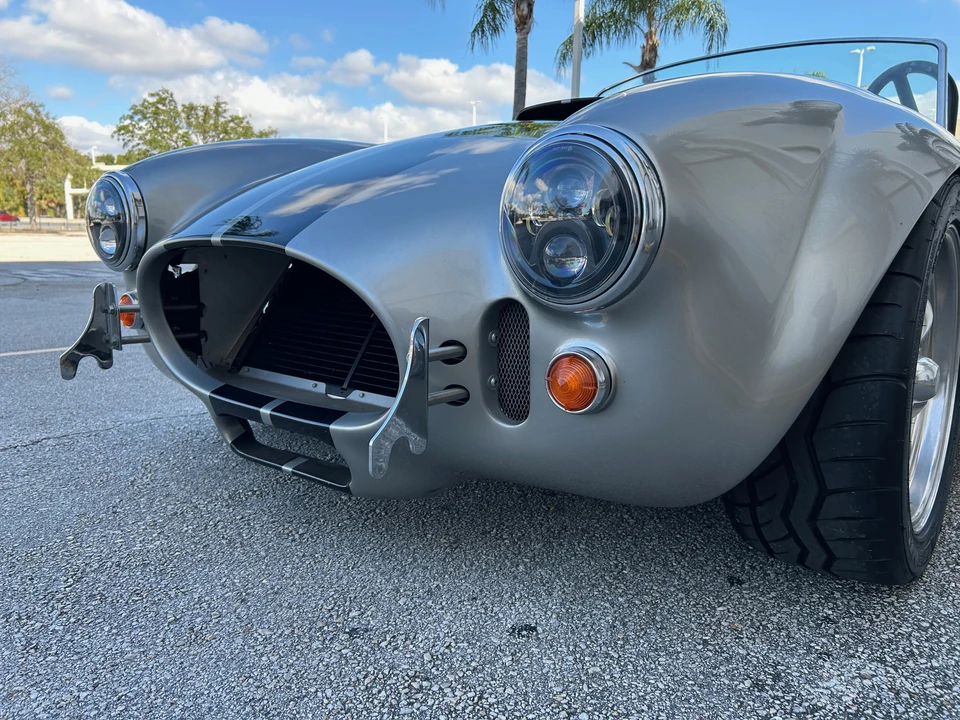 Shelby Cobra Replica - Image 12 of 31
