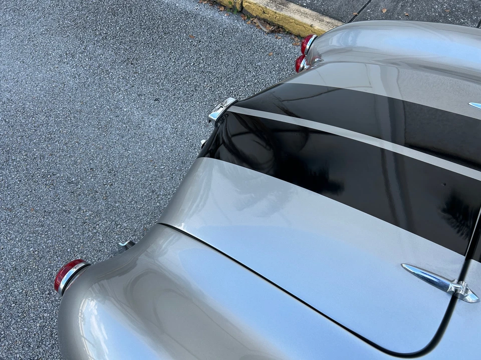 Shelby Cobra Replica - Image 16 of 31