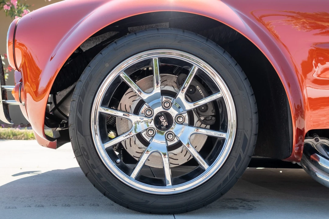 Shelby Cobra Replica - Image 27 of 31