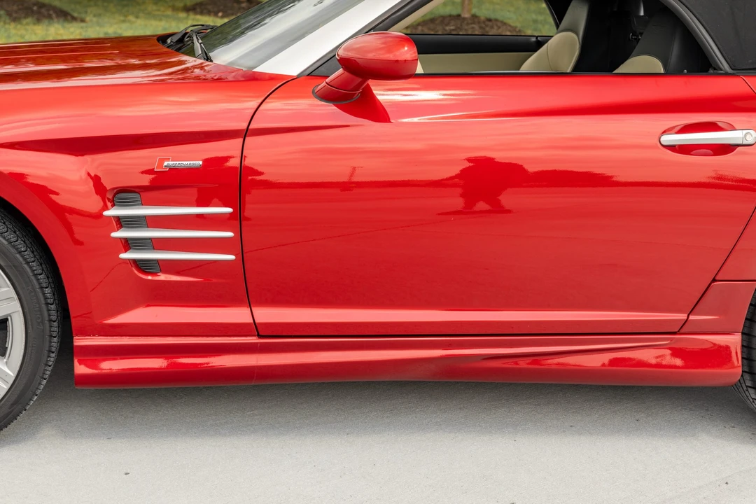 2005 Chrysler Crossfire - Image 19 of 31
