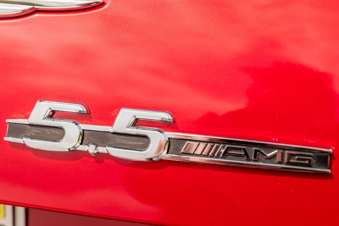 2005 Chrysler Crossfire - Image 30 of 31