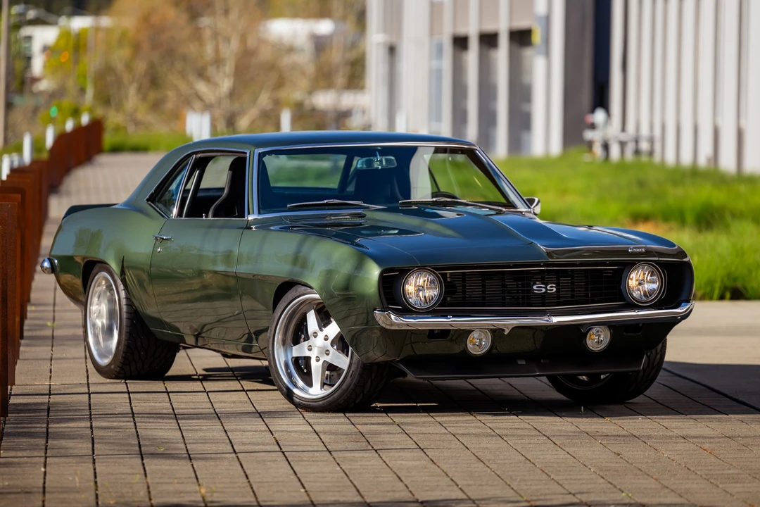 Chevrolet Camaro 1st Gen - Image 20 of 31