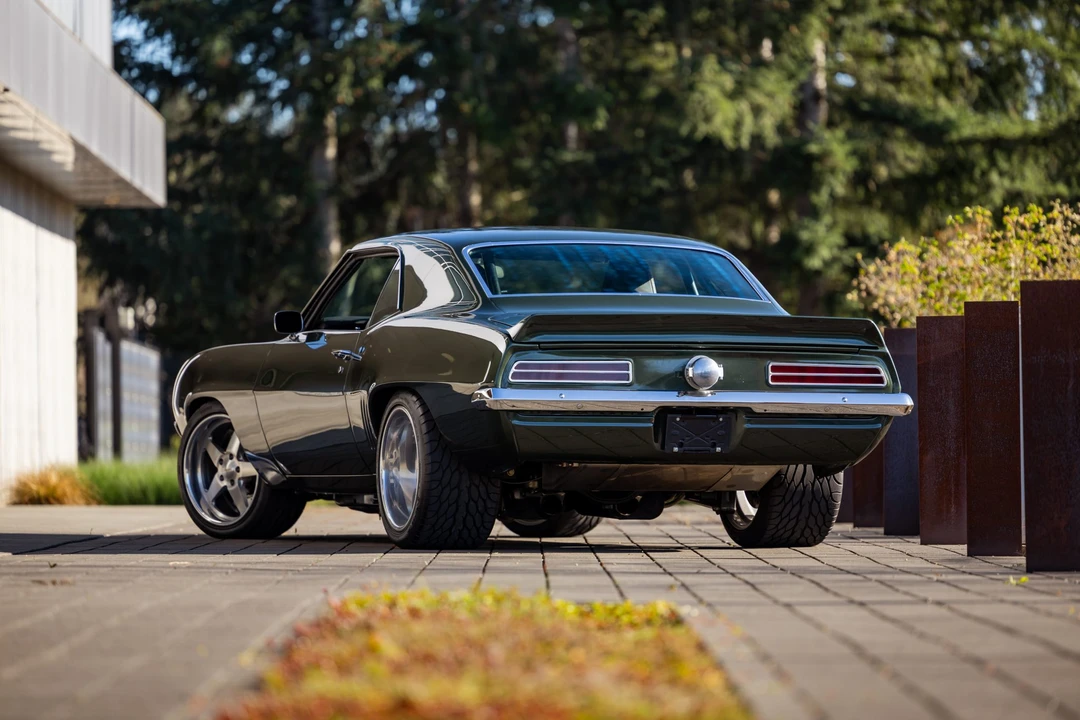 Chevrolet Camaro 1st Gen - Image 9 of 31