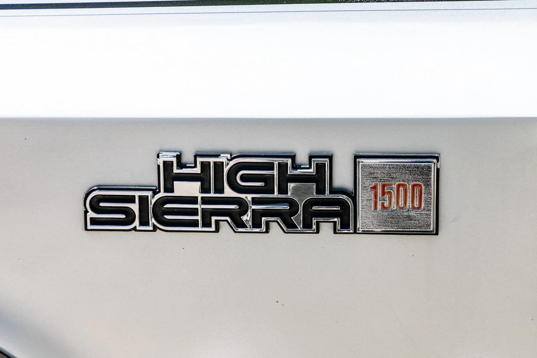 1986 GMC Sierra 1st Gen - Image 26 of 31