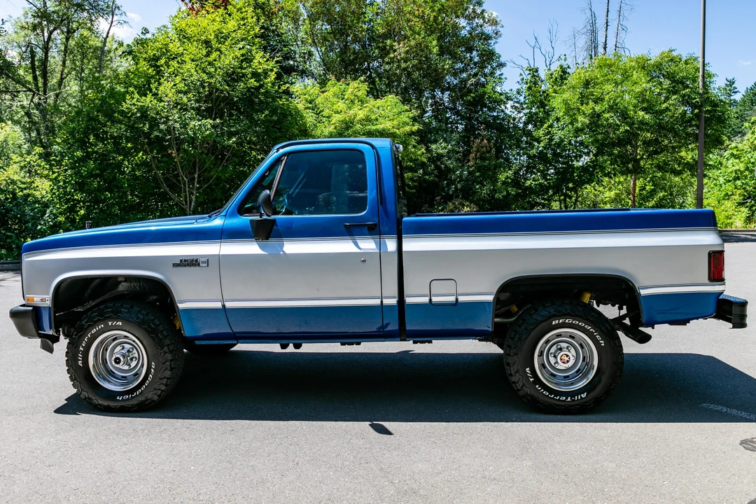 1986 GMC Sierra 1st Gen - Image 9 of 31