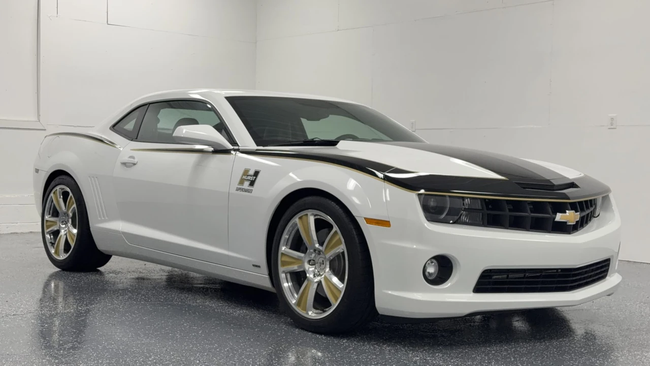 2011 Chevrolet Camaro SS 5th Gen - Image 17 of 31