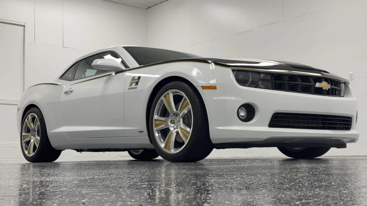 2011 Chevrolet Camaro SS 5th Gen - Image 13 of 31