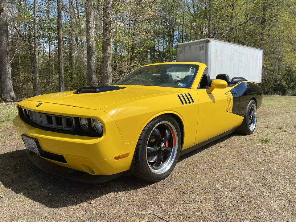 2010 Dodge Challenger SRT8 & 392 3rd Gen - Image 2 of 31