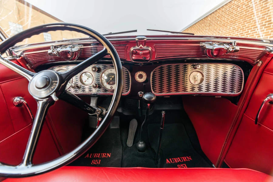 Auburn Speedster - Image 28 of 31