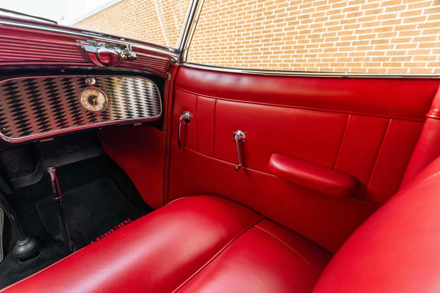 Auburn Speedster - Image 27 of 31