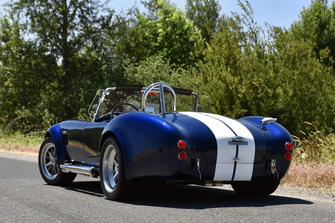 Shelby Cobra Replica - Image 14 of 31