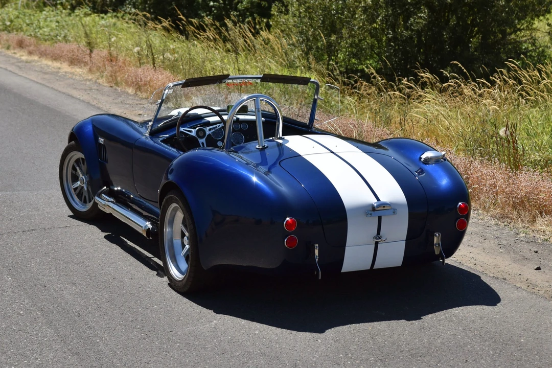 Shelby Cobra Replica - Image 12 of 31