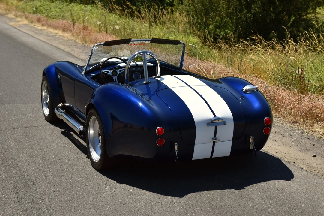 Shelby Cobra Replica - Image 13 of 31