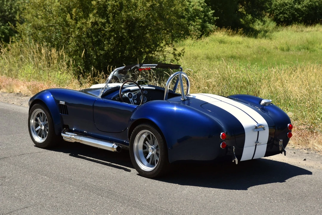 Shelby Cobra Replica - Image 10 of 31