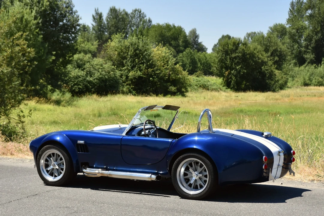 Shelby Cobra Replica - Image 6 of 31