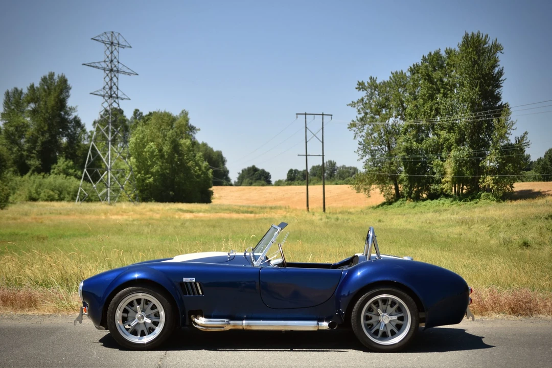 Shelby Cobra Replica - Image 3 of 31
