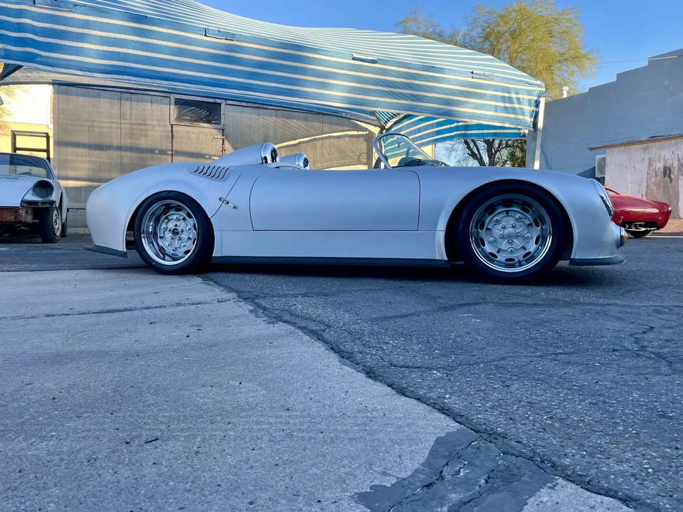 Porsche 550 - Image 17 of 31